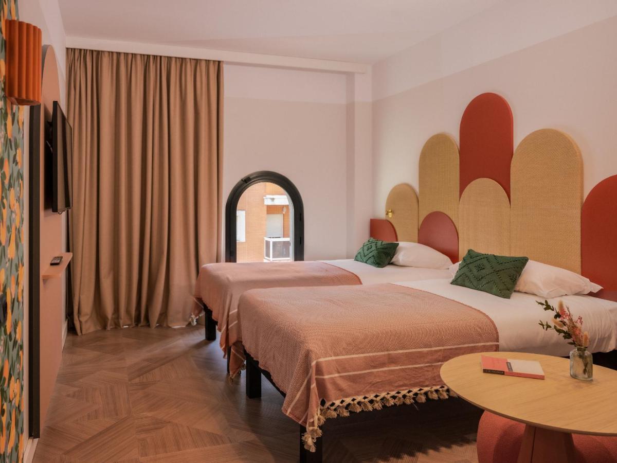 Ibis Styles Sevilla City Santa Justa Bagian luar foto