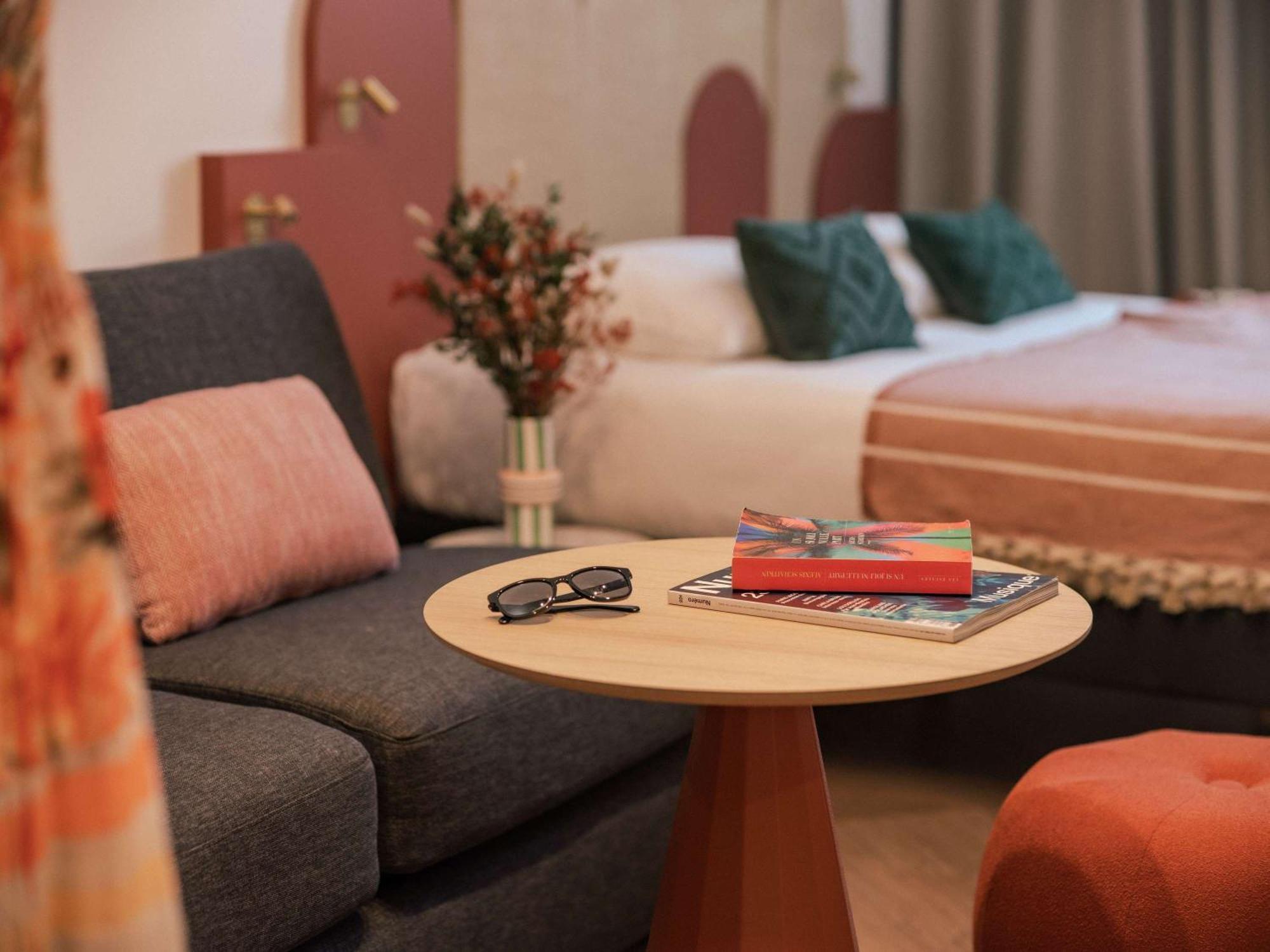 Ibis Styles Sevilla City Santa Justa Bagian luar foto