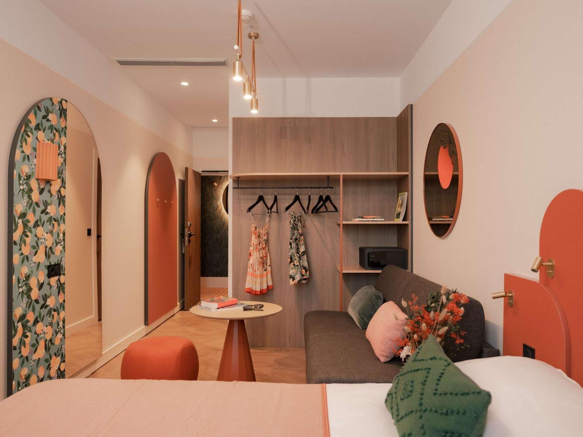 Ibis Styles Sevilla City Santa Justa Bagian luar foto